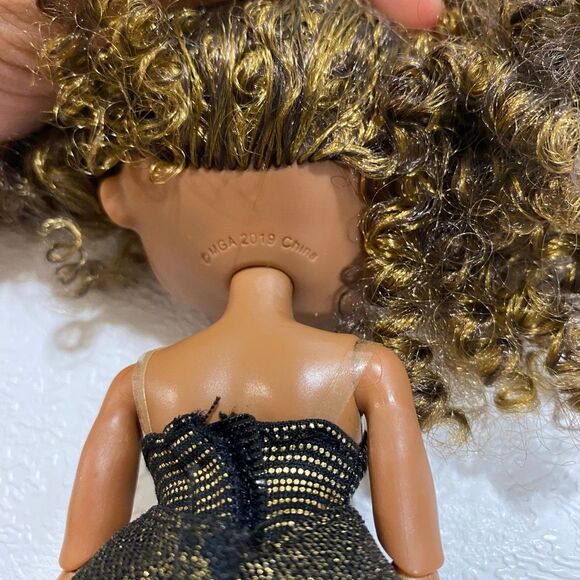 LOL Surprise OMG Fashion Doll – Curly Hair, Brown Jumpsuit Outfit & Accessories - Picture 5 of 8